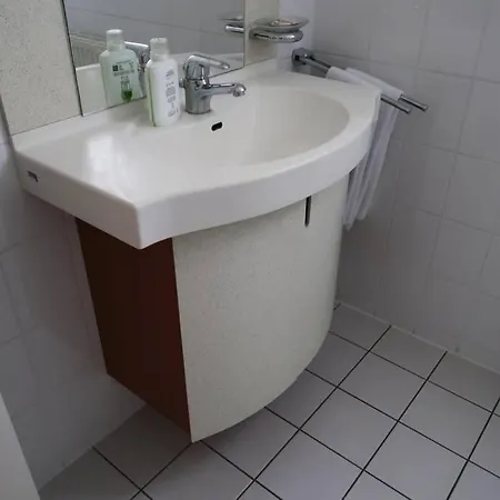 Ferienwohnung Mit Boddenblick Fuer 4